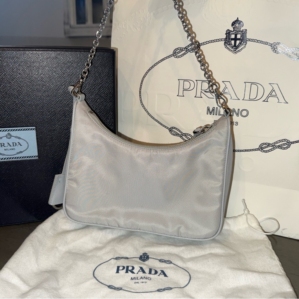 Prada nylon bag - Picture 3 of 10